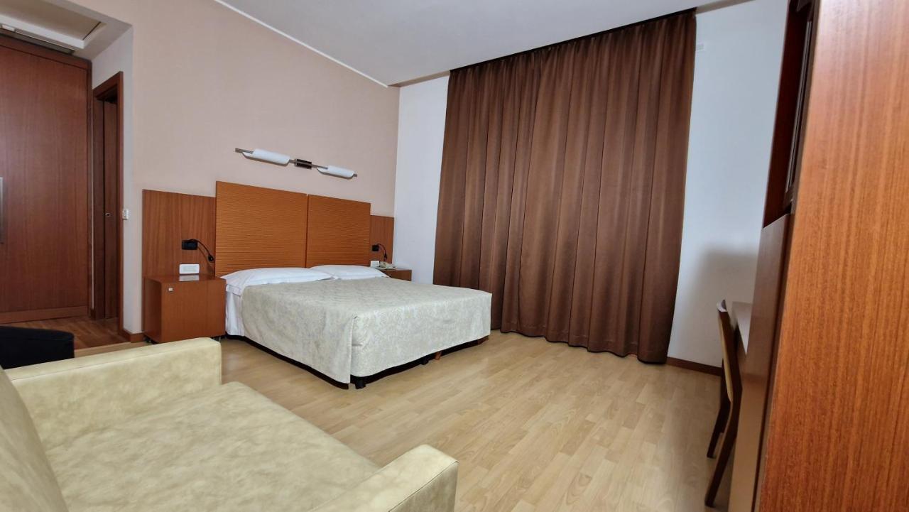 Bella Italia Palace Hotel Novara Luaran gambar
