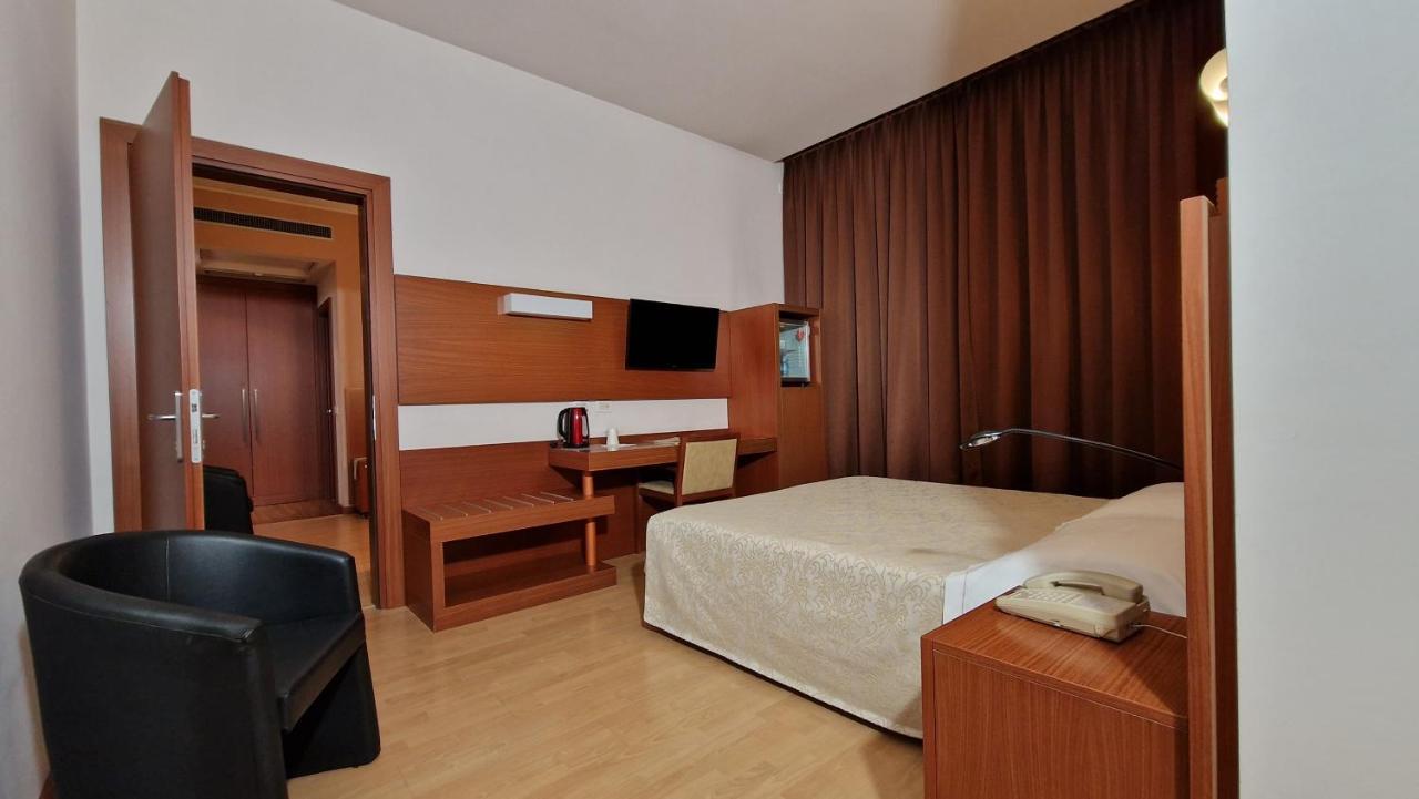 Bella Italia Palace Hotel Novara Luaran gambar
