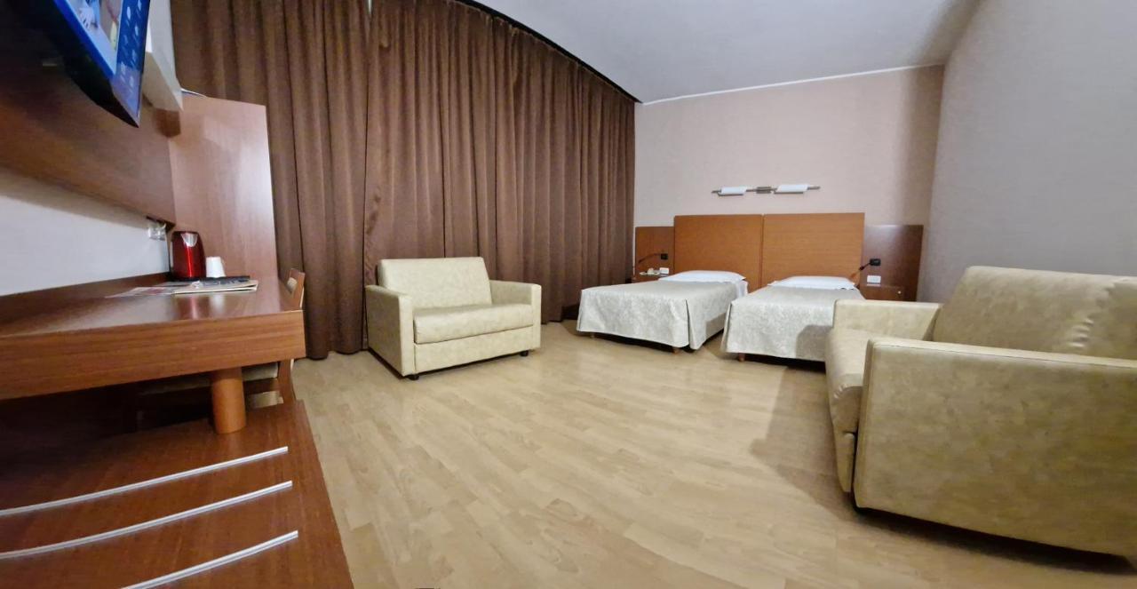Bella Italia Palace Hotel Novara Luaran gambar