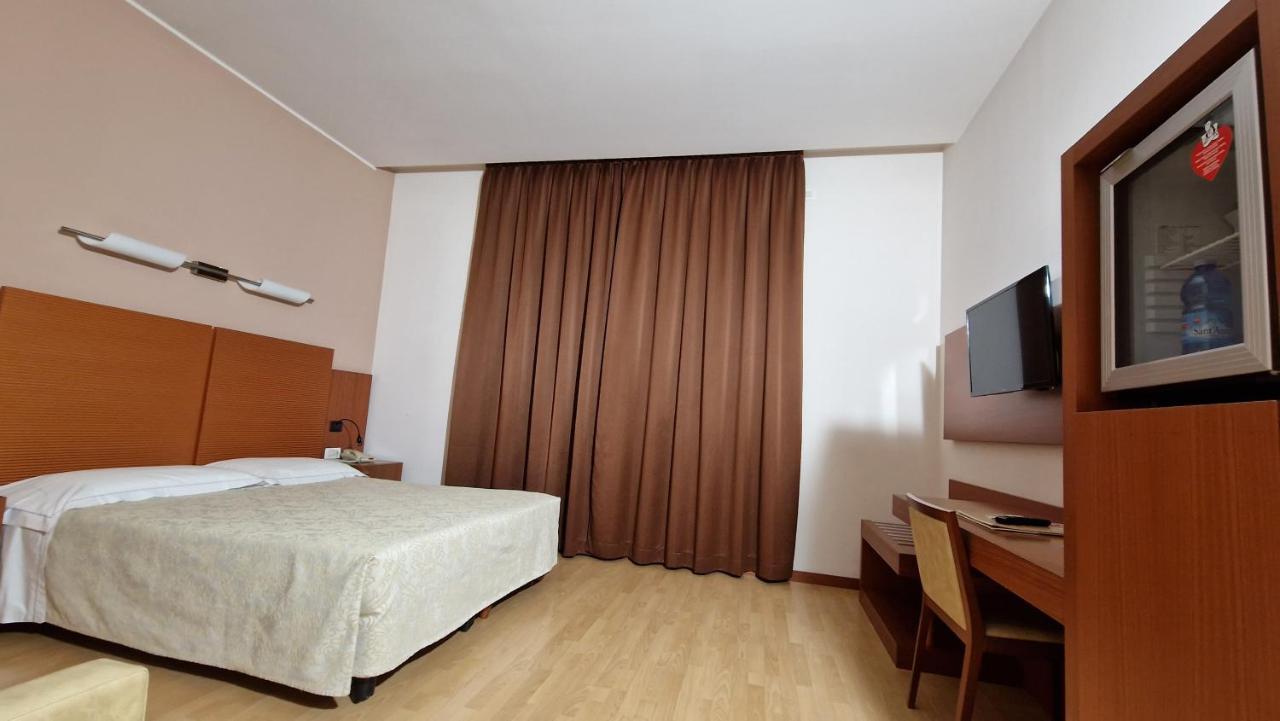 Bella Italia Palace Hotel Novara Luaran gambar