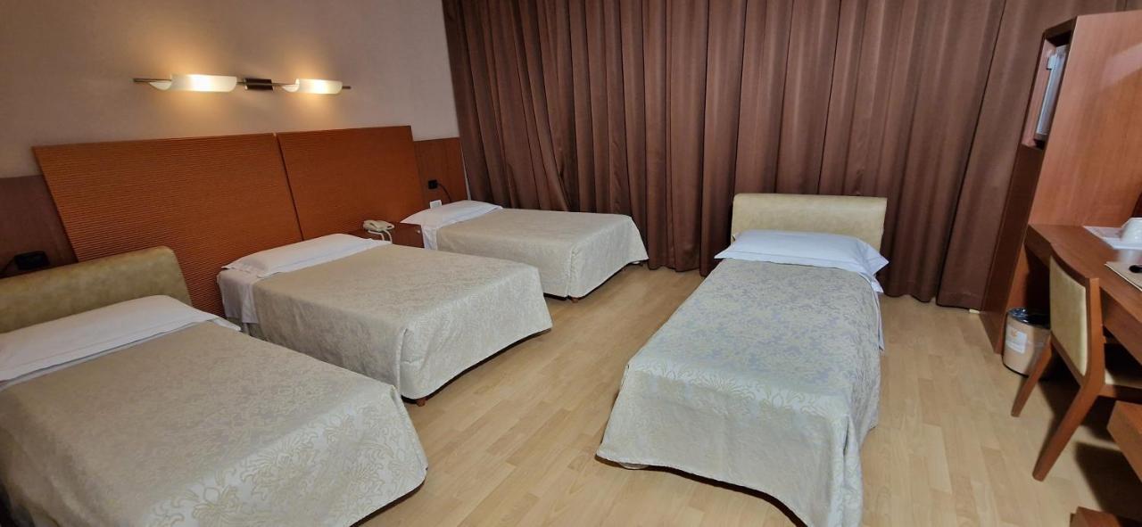 Bella Italia Palace Hotel Novara Luaran gambar
