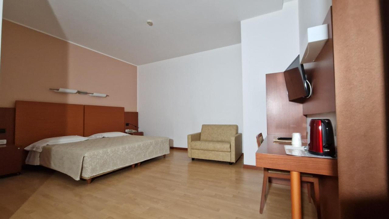 Bella Italia Palace Hotel Novara Luaran gambar