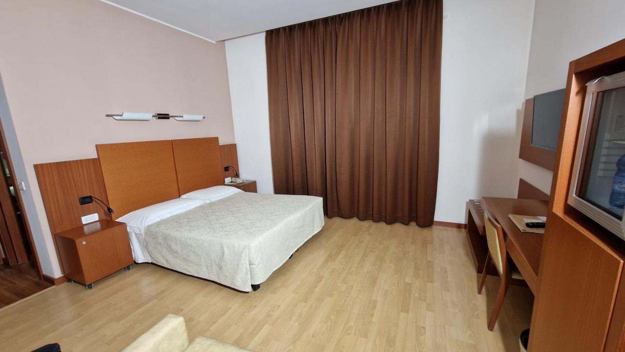 Bella Italia Palace Hotel Novara Luaran gambar