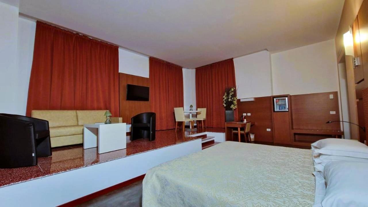Bella Italia Palace Hotel Novara Luaran gambar
